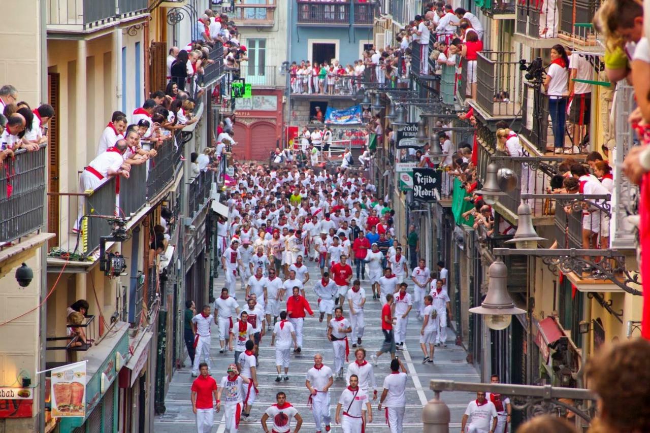 Apartmán Balcon Curva De Estafeta - Centro Pamplona Exteriér fotografie